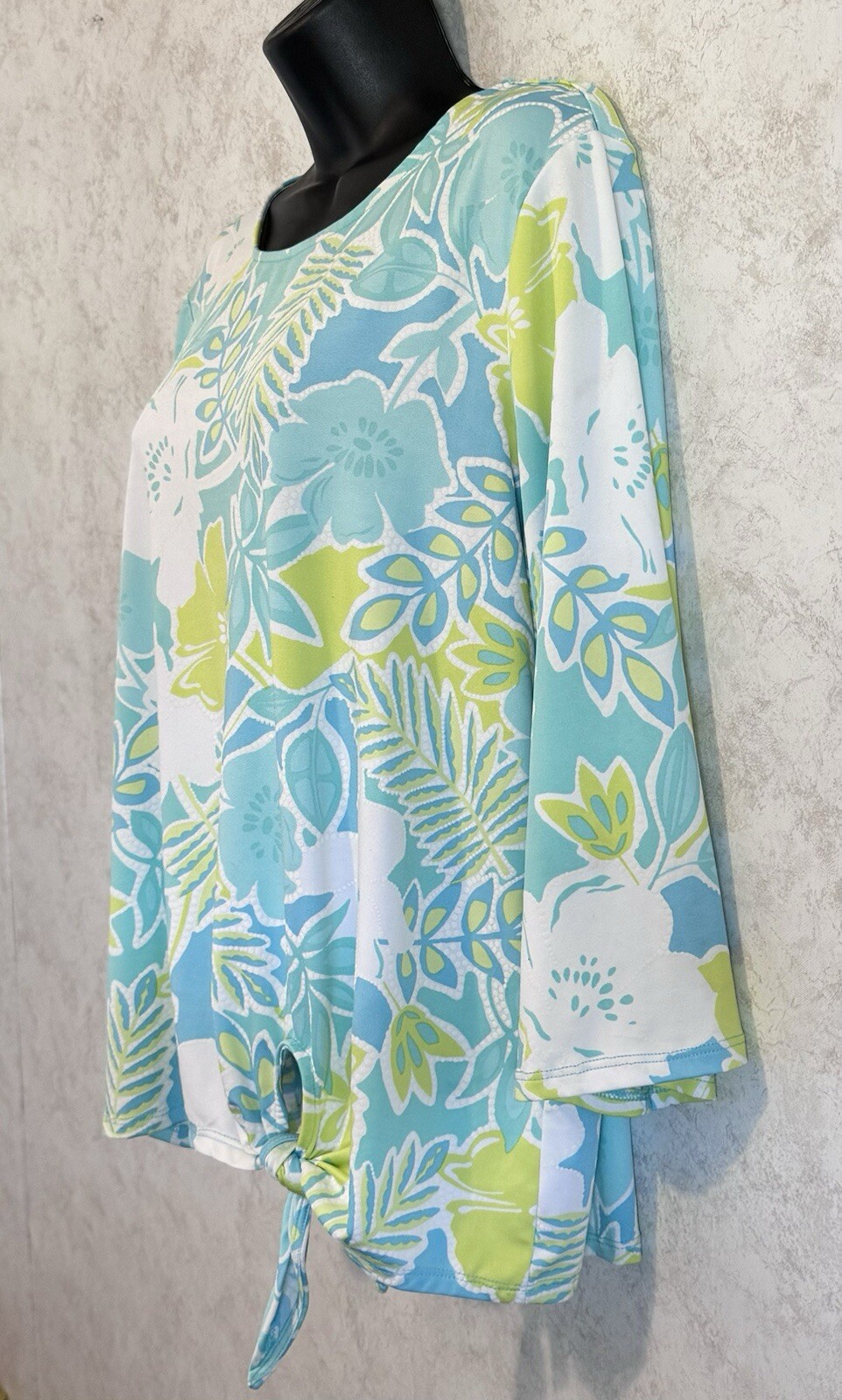 Ruby Rd Woman's Pull Over Stretch Tie Front Top 3… - image 3