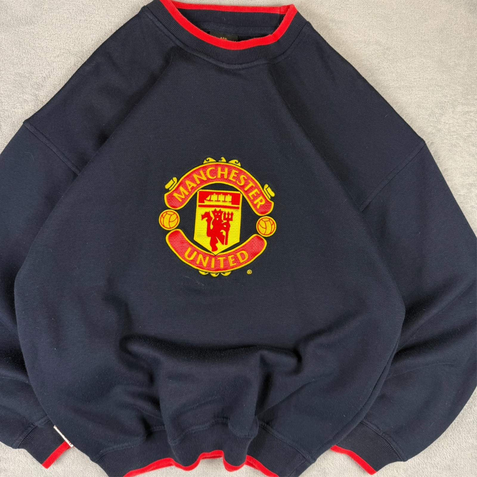 Vintage Manchester United 2000s Y2K MUFC Football Navy Red Size Small Sweatshirt image 2