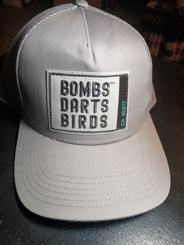 Bombs Darts Birds Golf Mesh SnapBack Hat Golfing EXC