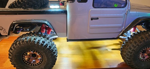 Vanquish Products VS4-10 Phoenix Portal Axle RTR Rock Crawler (Silver-ish) - Picture 10 of 24