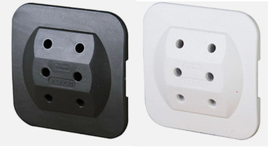 Kopp 3-fach Euro Adapter Stecker dreifach Steckdose schwarz weiß