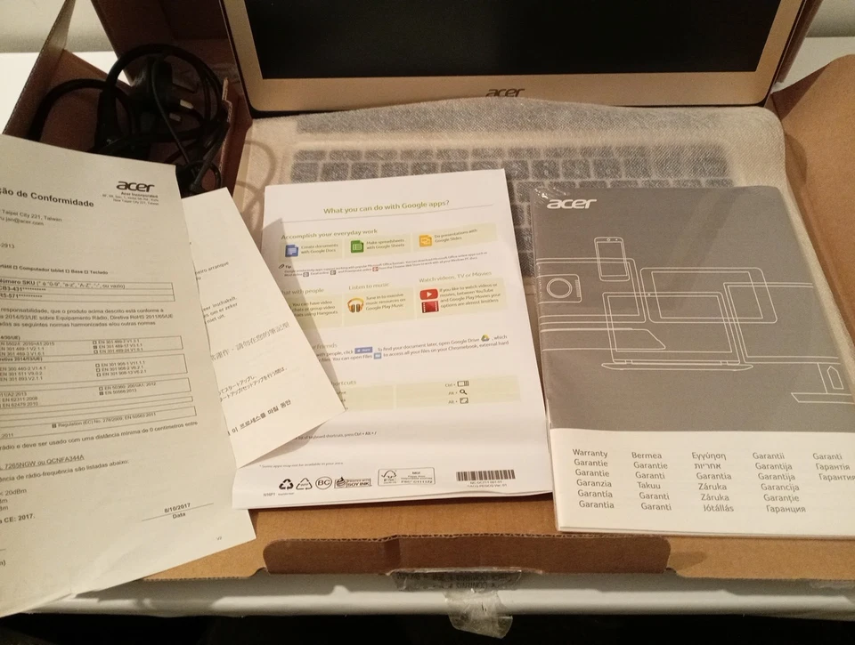 Acer Chromebook 14 Inch Screen CB3-431 Laptop Gold With Charger And Box - Image 4 of 4