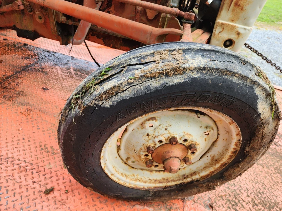 Ford 800 Series Tractor - Image 4 of 4