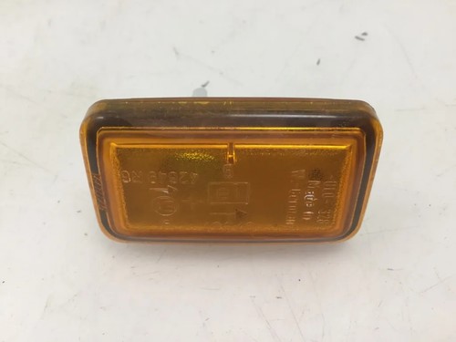 VW GOLF III 1H1 Kotflügelblinker vorne rechts 161949117A 1995 34221283