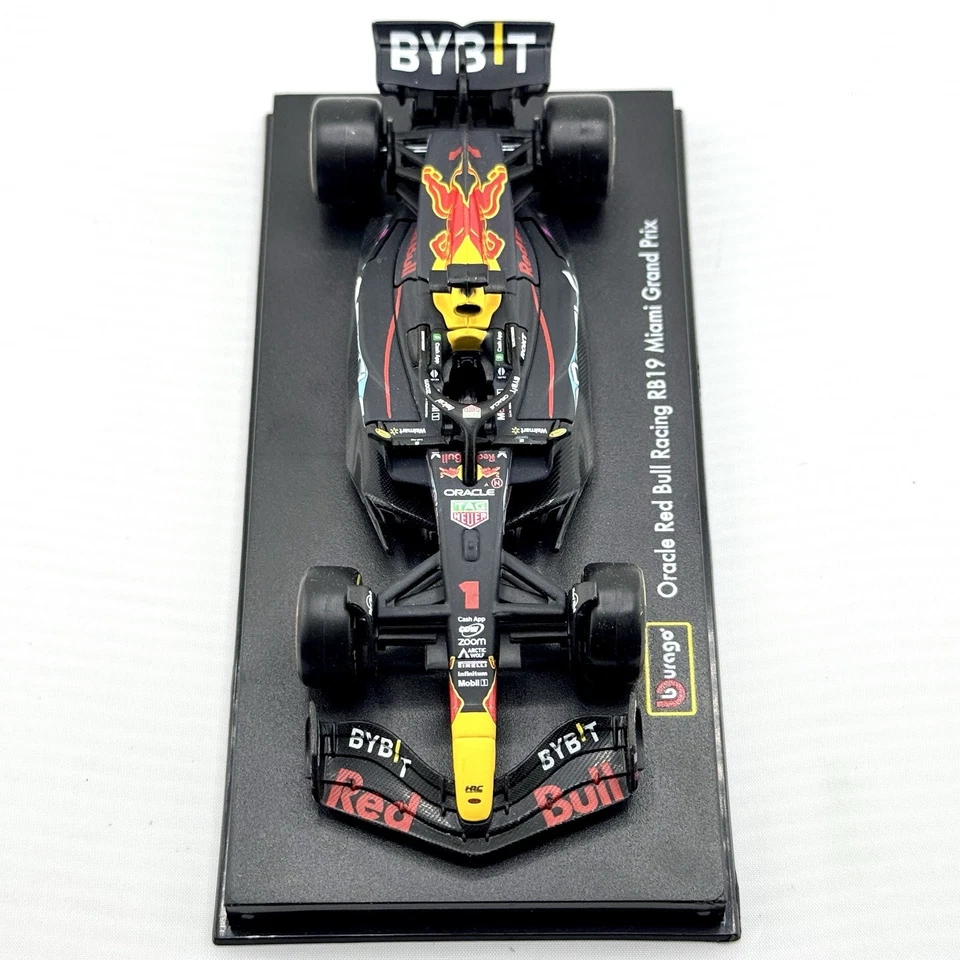 Lot of 3 Bburago Formula 1 Racing 1:43 Cars Oracle Red Bull RB19 RB9 No Boxes - Image 3 of 4