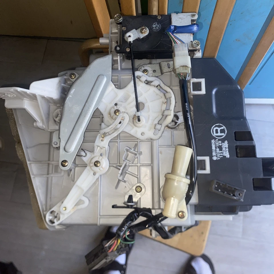 Unidad de calefacción y aire acondicionado original 1998 Subaru Legacy BG9 JDM 250T Foto 4 de 4