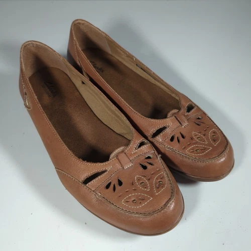 Mocassini Clarks Bendables ritagliato pelle slip on marrone comodi ballerine 9 5 femminili