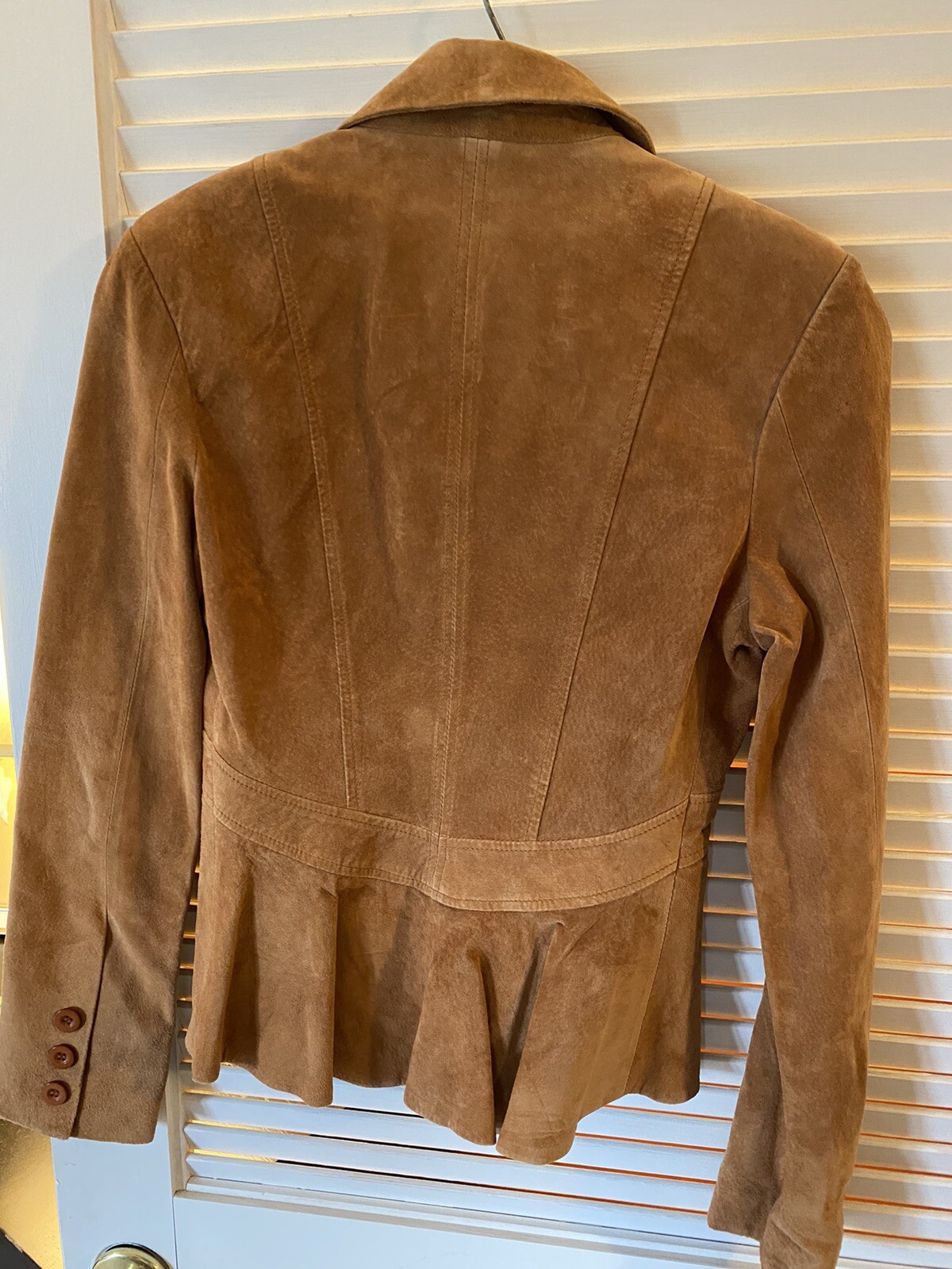 Cache lined Suede Jacket.  Perfect condition!  Si… - image 4