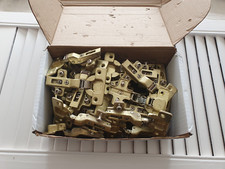 36 Salice Half Overlay Door Cabinet Hinges & Mount Plates