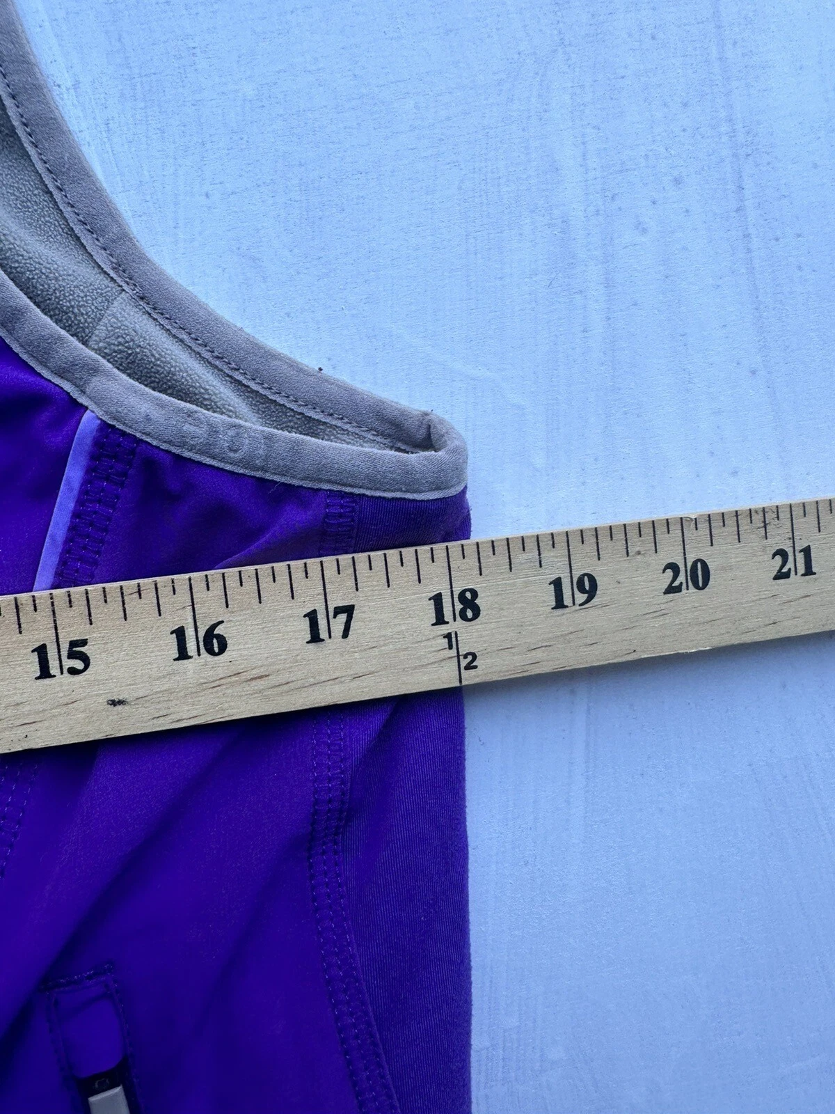 lole water repellent wind proof reflective zippered jacket