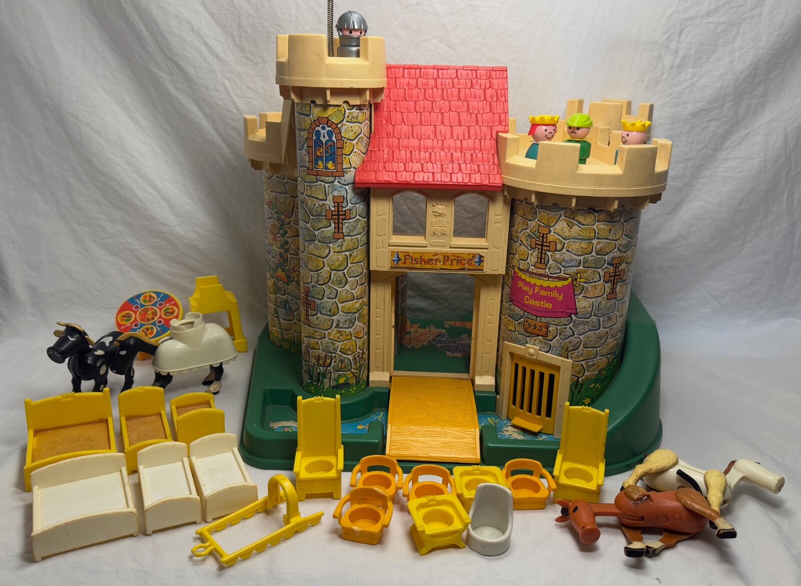 Vintage Fisher Price Little People Play Family Castle = SOLD AS-IS / INCOMPLETE