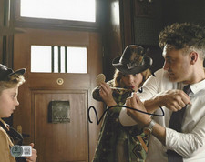 DIRECTOR TAIKA WAITITI SIGNED 'JOJO RABBIT' 8x10 MOVIE PHOTO 3 BECKETT BAS COA