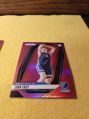 Pulsar rosa emergente Zach Edey 2024-25 Rookie SSP/42 y Pink Prizm SP/249 RC 🔥 - Imagen 21 de 23