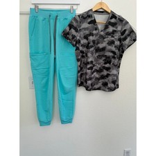 NWOT Fabletics Womens XXS Blue Scrub Joggers XXS Black Gray Scrub Top READ