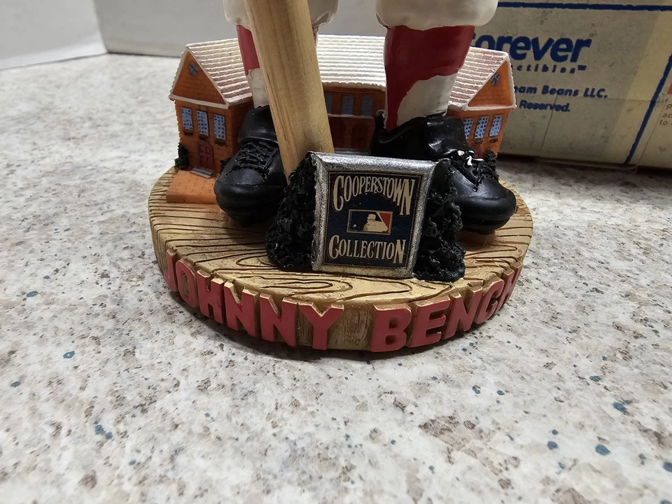 Johnny Bench Cincinnati Reds MLB 2002 FOCO #'d Bobblehead NIB Cooperstown Collec - Image 3 of 4