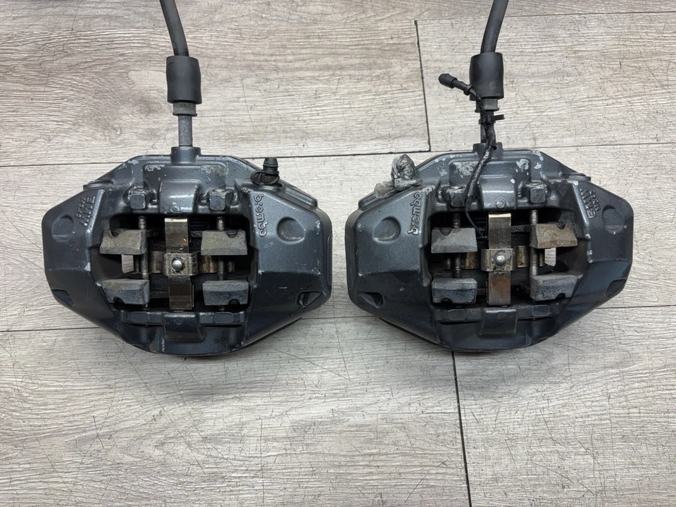 Juego completo de pinzas de freno delanteras y traseras BMW 135i E82 N54 Brembo 76 k millas usadas OEM Foto 4 de 4