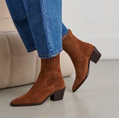 JONAK Birman Chelsea Boots Pointy Toe Tan Suede Cuban Heel Pull On boots  Sz 38
