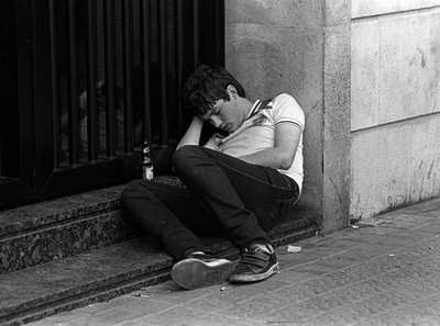 1982 World Cup A drunk England fan sleeps in a street doorway duri- Old Photo
