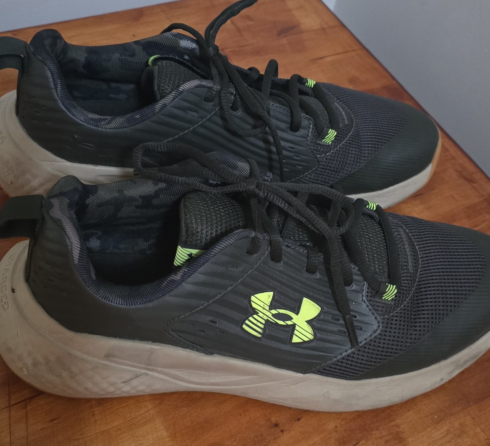 Under Armour Charged Commit 4 Camo Gray Yellow Sn… - image 6