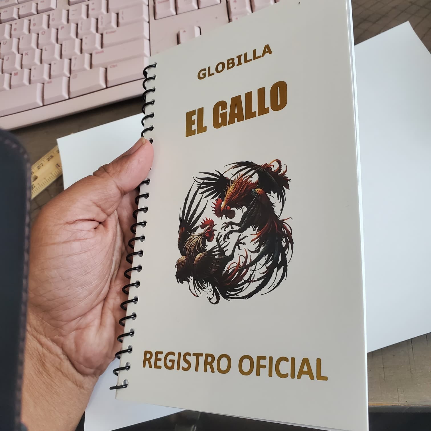 как выглядит GLOBILLA Rooster Breeding Record Book Poultry Log Spiral Bound Chicken Register фото