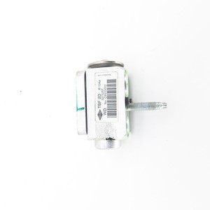 Expansionsventil Jeep GRAND CHEROKEE IV 4 WK2 68200524AA CB933002