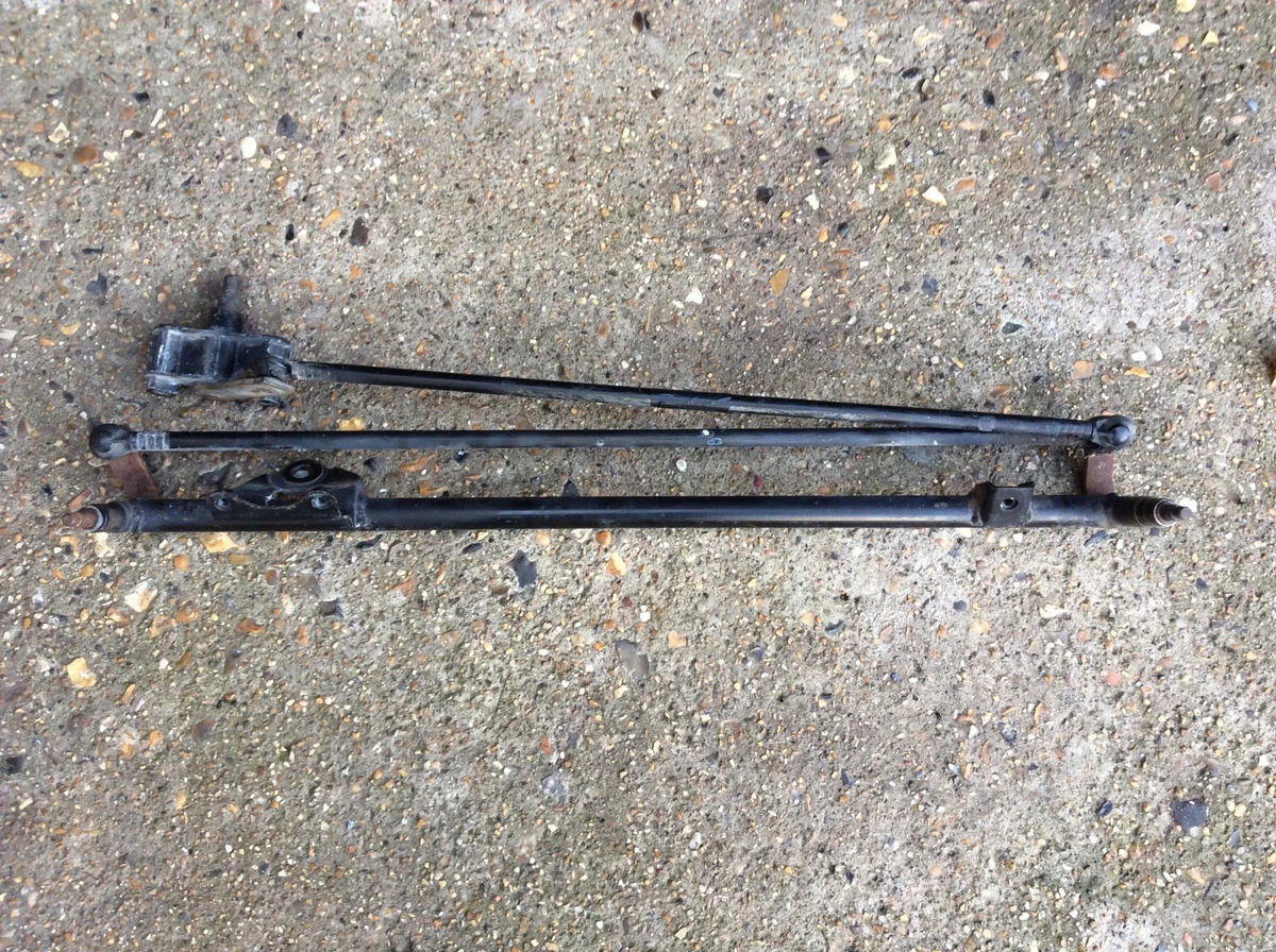 14 WIPER BLADE UD22556P  Flying Spares