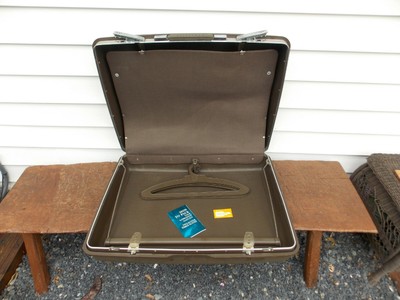 samsonite hard shell suitcase