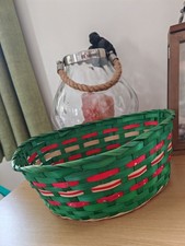 Vintage Festive Woven Basket – Green, Red & Natural Christmas Home Décor