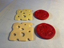 LEARNING RESOURCES/NEW SPROUTS REALISTIC SWISS CHEESE TOMATO SLICES PLAY FOOD