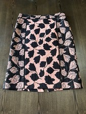 Ann Taylor Skirt Size 8 black/ pink Floral Print Knee Length Pencil Silhouette