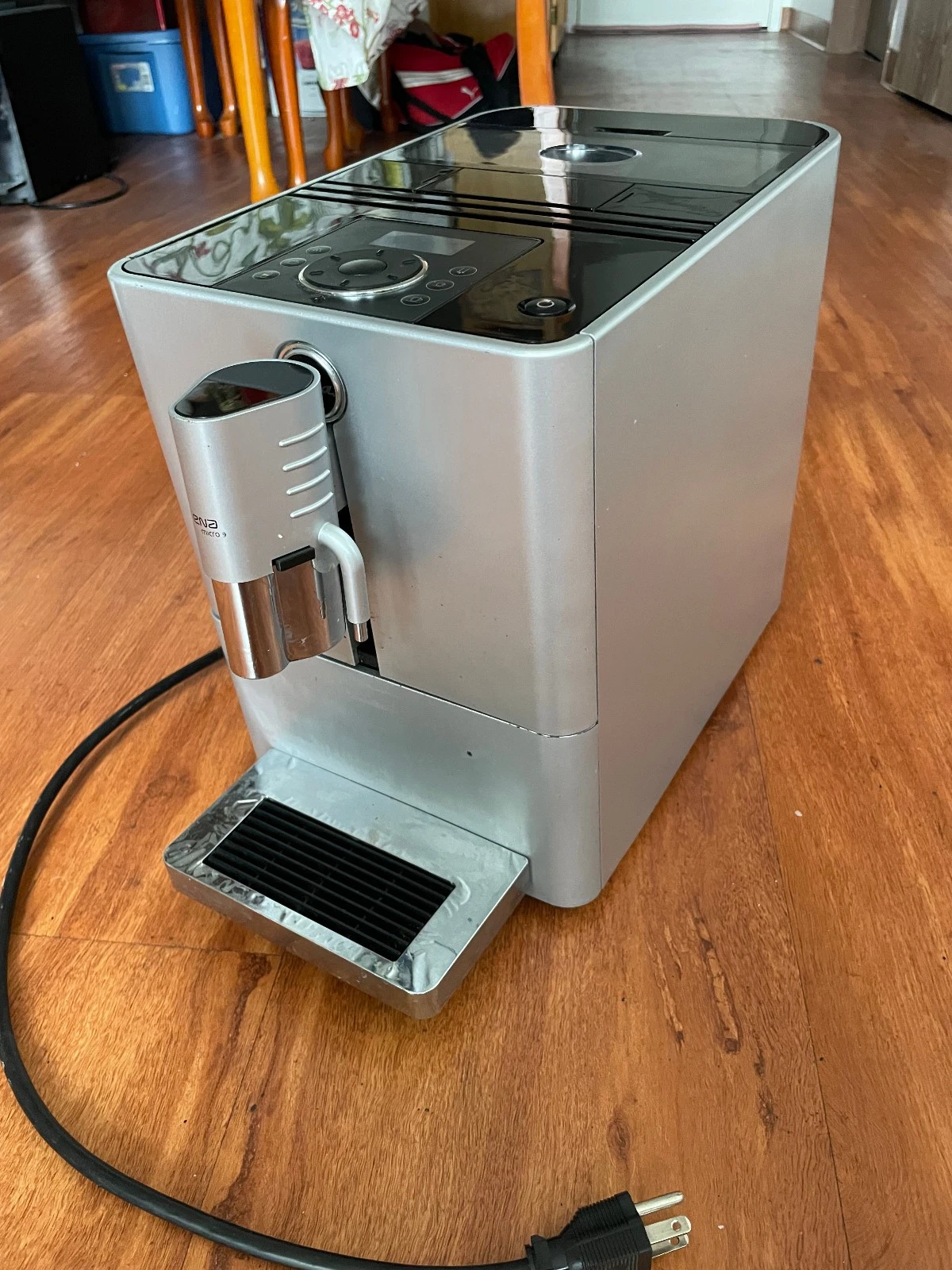 Jura ENA Micro 9 One Touch Superautomatic Espresso Machine - Refurbished
Opens in a new window or ta