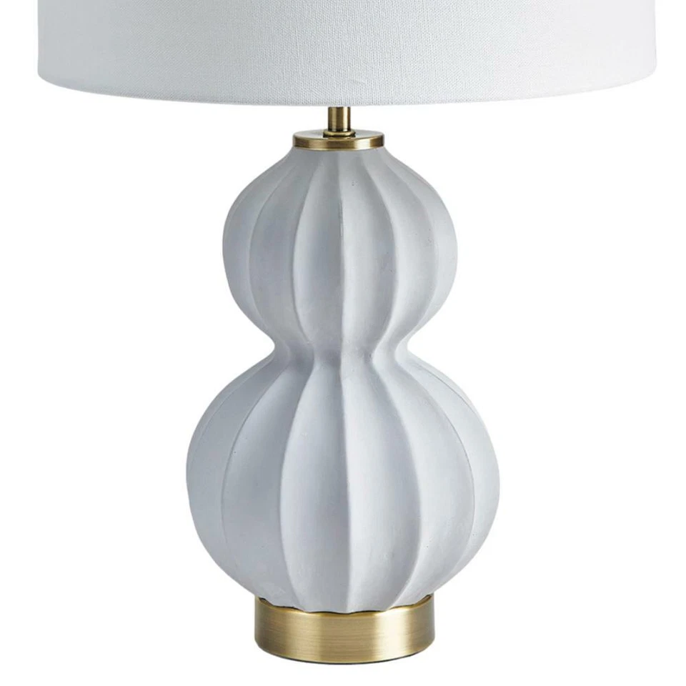 Elegante Lámpara de Mesa Contemporánea Blanca Curvilínea Doble Forma Calabaza Bronce Acanalado Foto 4 de 4