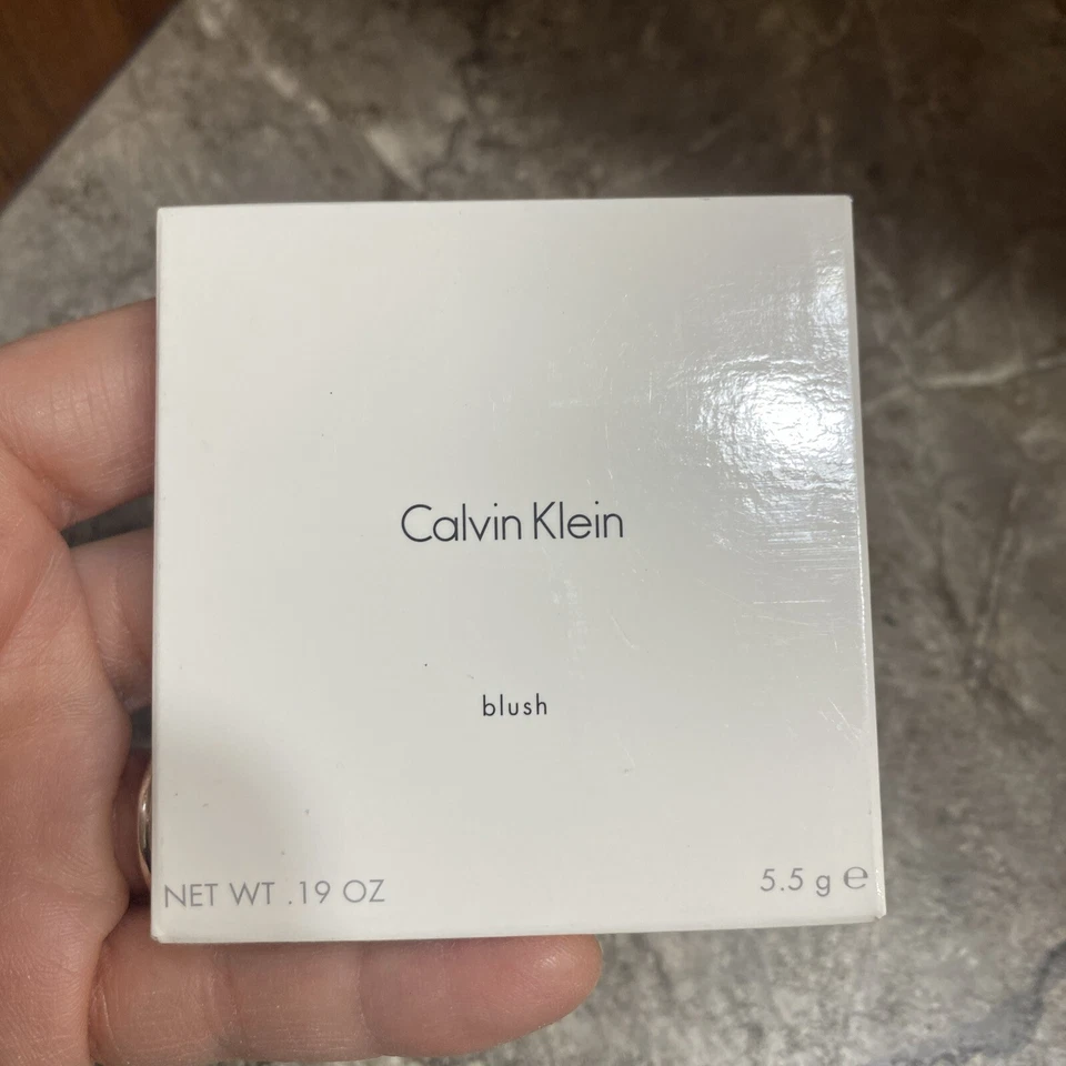 Rubor Calvin Klein a la sombra 05 Terra tamaño completo nuevo raro Foto 4 de 4