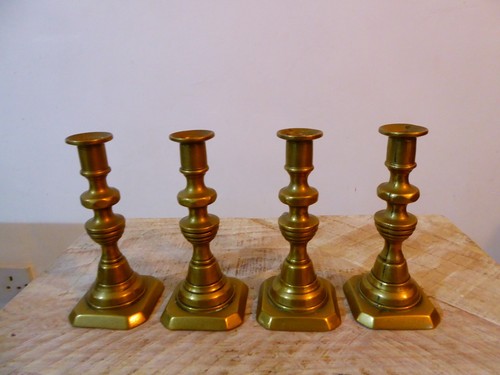 4 x Vintage Brass Candlesticks, 5" - Picture 4 of 4