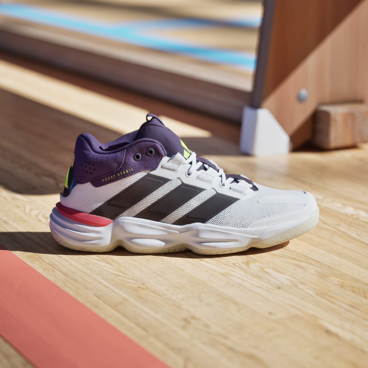 adidas Court Stabil Indoor Cloud White Aurora Met JH5163  display picture 1
