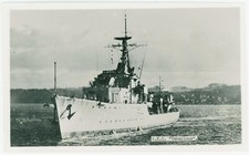 H.M.S. TENACIOUS (F44) - EINE ORIGINAL ALTE ECHTFOTO POSTKARTE VON R. A. FISK 