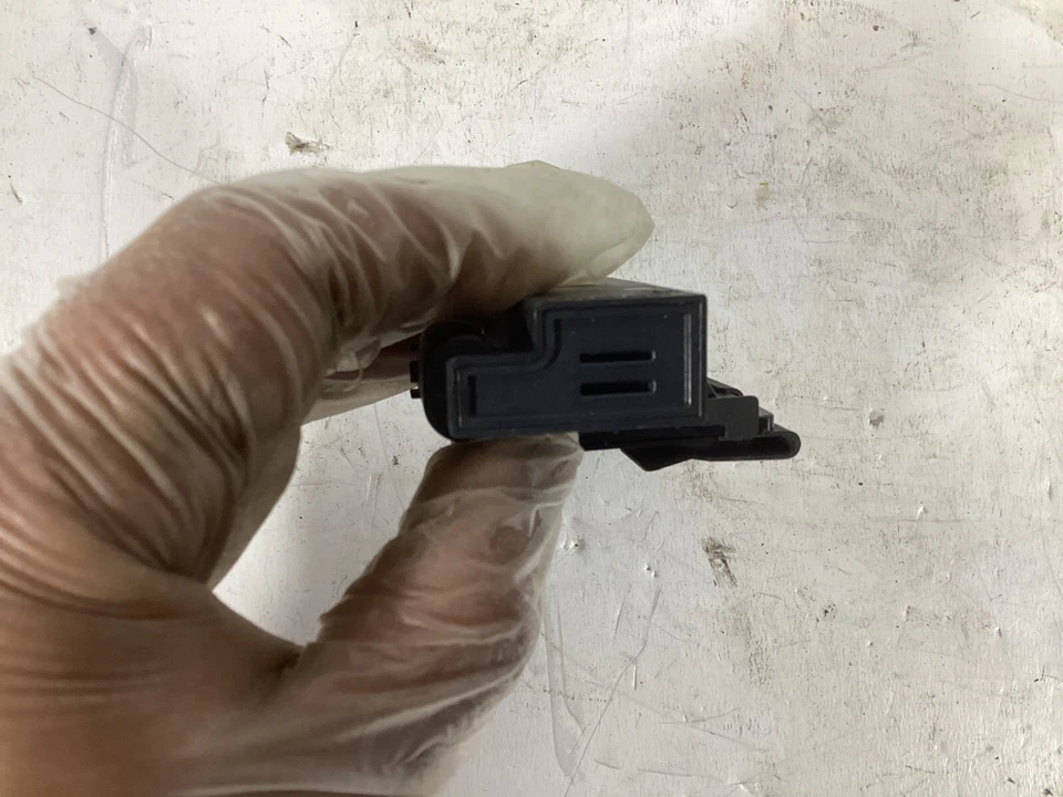 Módulo receptor antena entrada sin llave Dodge Charger 2011-2023 68068148AA OEM Foto 4 de 4