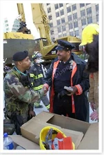 Photo September 11th World Trade Center 9/11 NYPD And National Guardsman