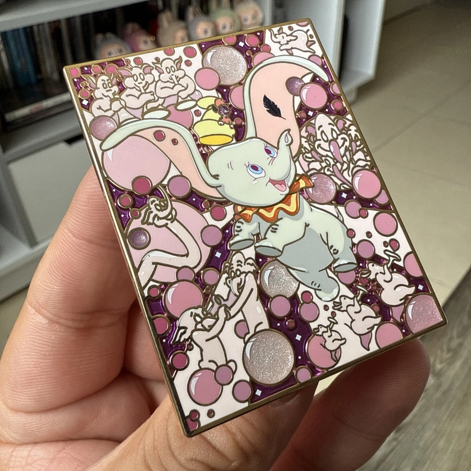 Prendedor Disney Dumbo Pink Elephants On Parade Fantasy Esmalte Foto 3 de 4