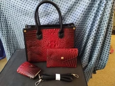 4 PC Crocodile Print Red And Black Purse With Match Assesories Un Branded
