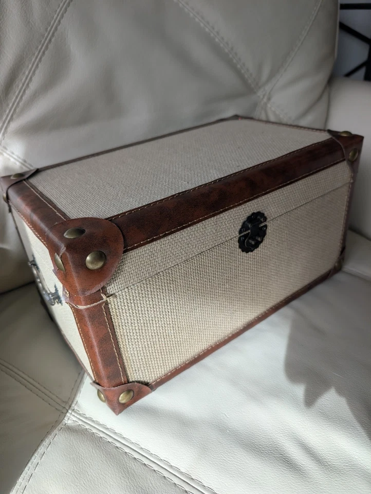 Baúl de madera raro con arpillera y cuero antiguo metal herrajes camión/cofre Foto 2 de 4