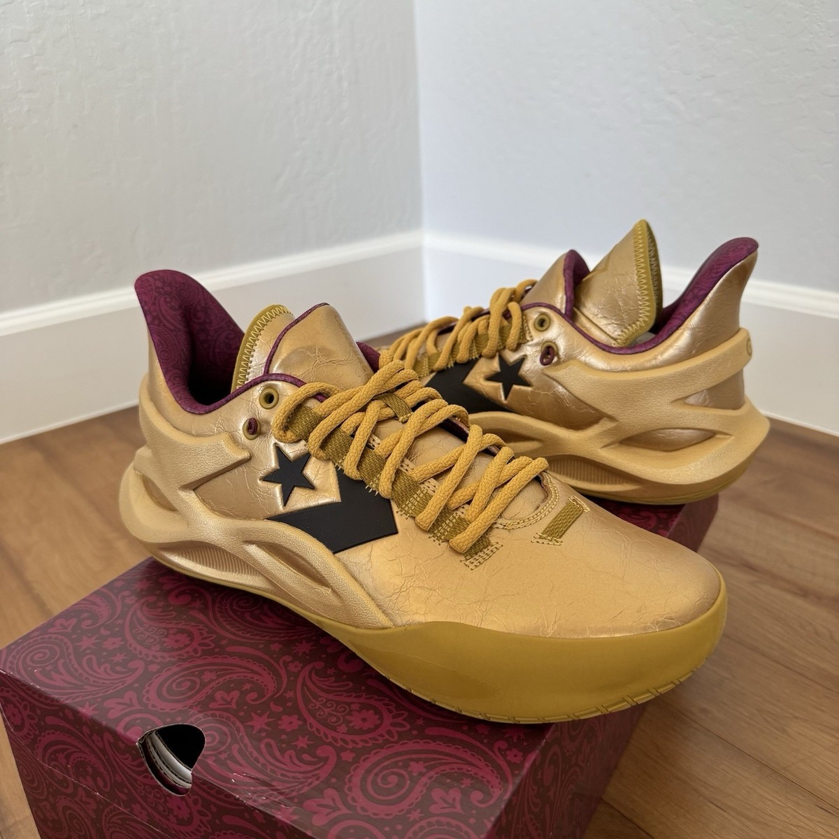 Converse All Star BB Trilliant Wonka Golden Ticket - Men's Size