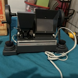 Mansfield Super Eight Film Reporter Editor 2080 with Splicer Works