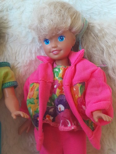Vintage 1990 Mattel Todd And Twin Sister Stacie Dolls and Clothing EUC - Picture 6 of 8