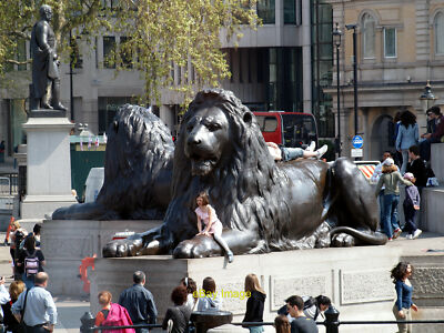 Photo 6x4 Landseer Lion Trafalgar Square London  c2011