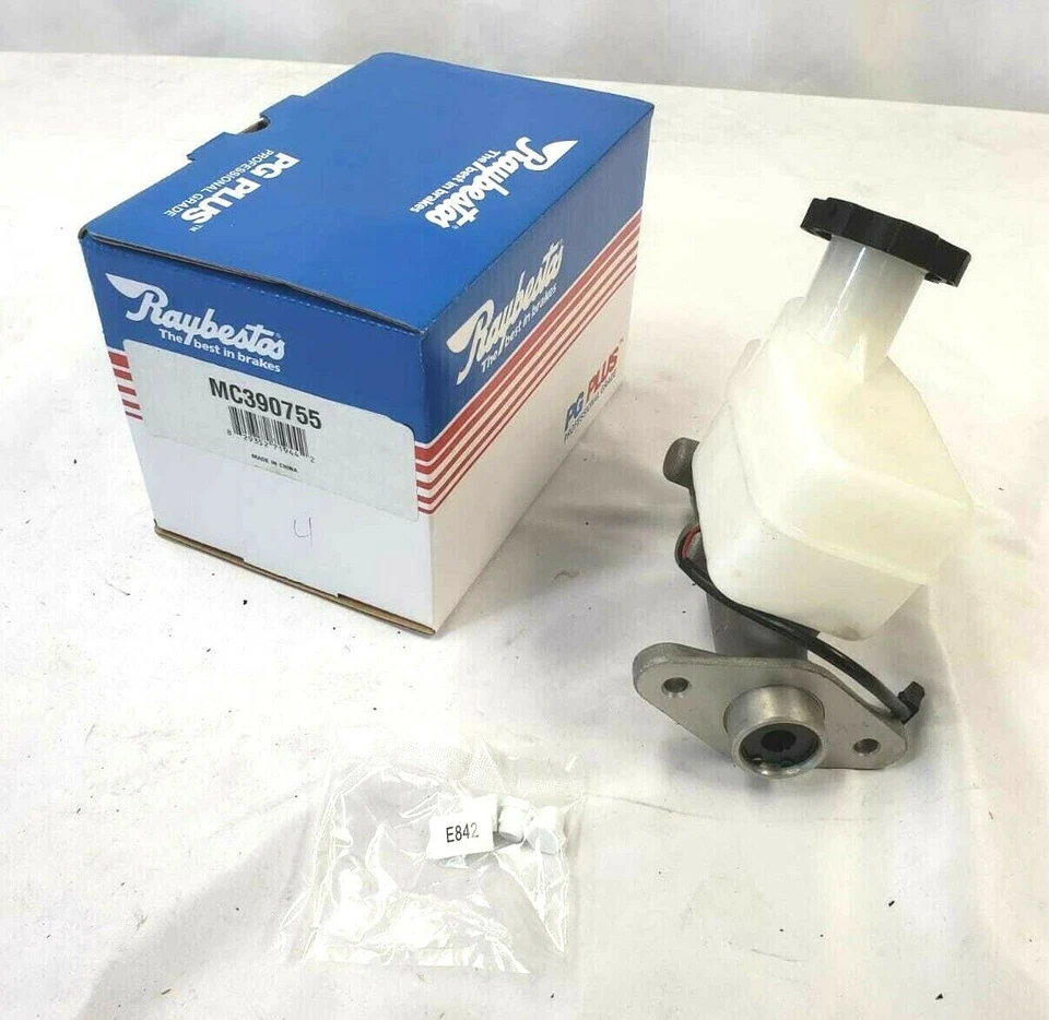 MC390755 Brake Master Cylinder 1PC fits Kia Sedona 05-02 V6-3.5L 4-Wheel ABS - Image 4 of 4