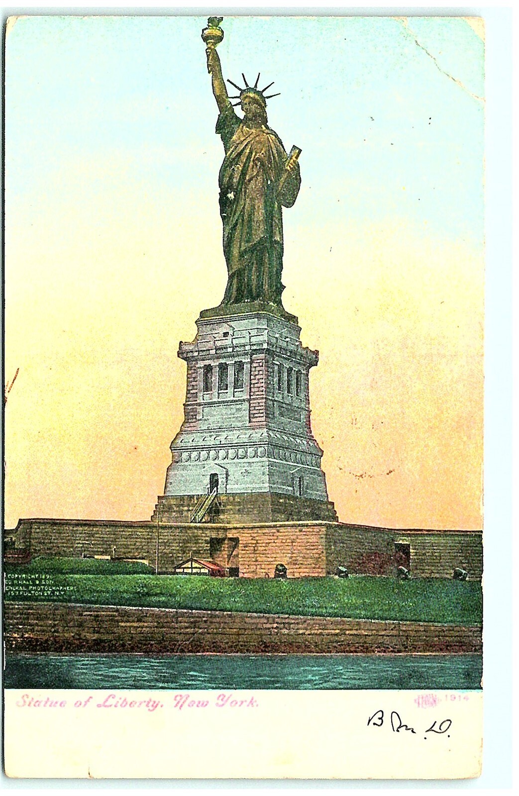 S03-5221, STATUE OF LIBERTY, NEW YORK, POSTCARD