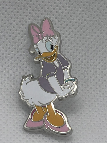 Disney Daisy Duck Pin! - Picture 1 of 7