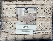 Member's Mark 3-Piece Bed Set Velvet Quilt  Matching Sham Sets, King Size