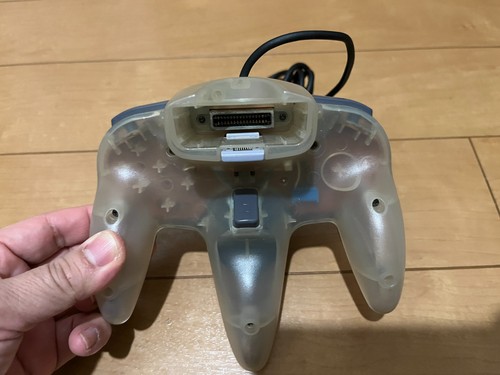 Mando Nintendo 64 Bros Transparente Color Negro y Naranja Transparente - Imagen 6 de 11